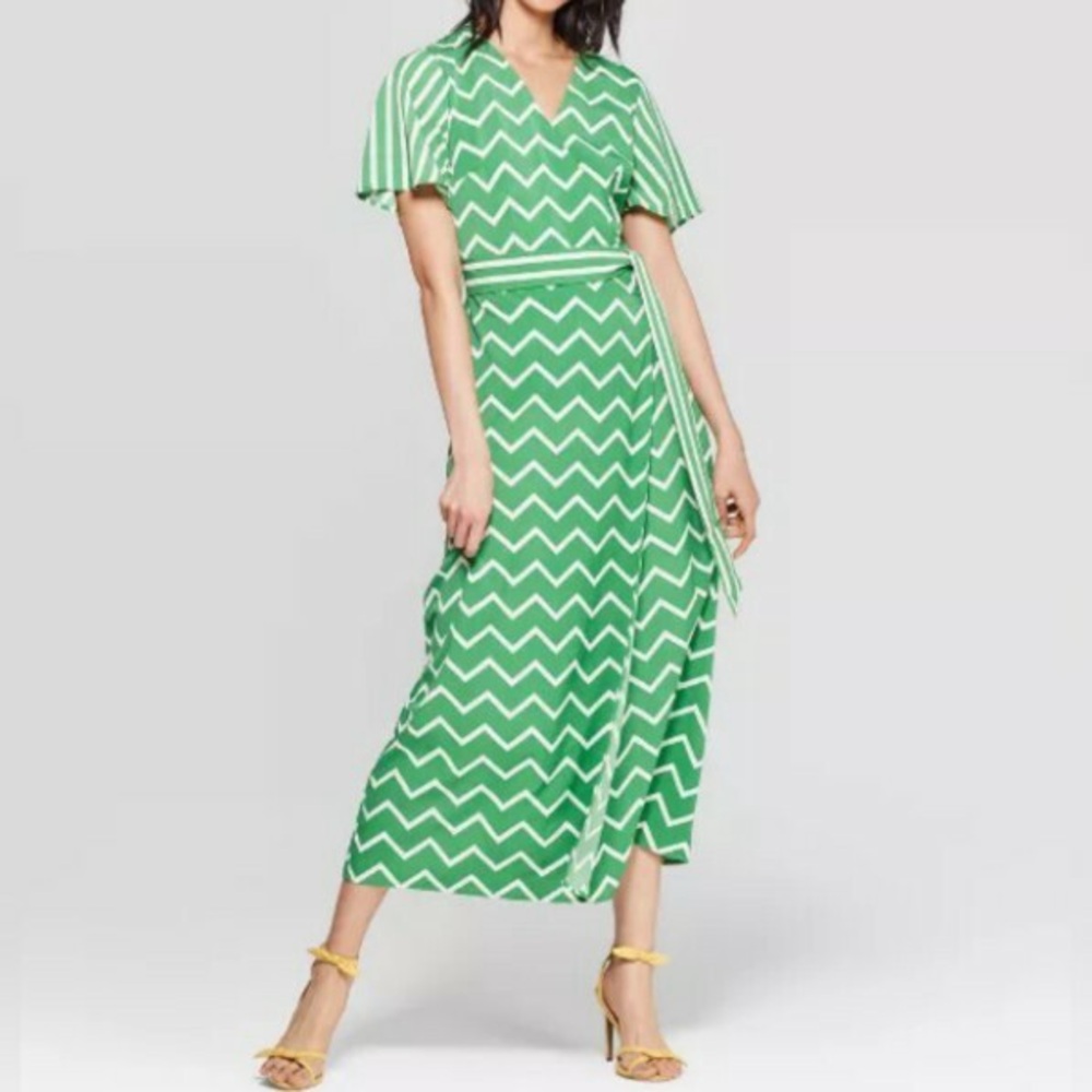 Who What Wear Green and White Chevron Maxi Dress
